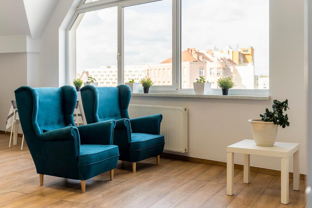 Gems Hostel Glogow  Bagian luar foto