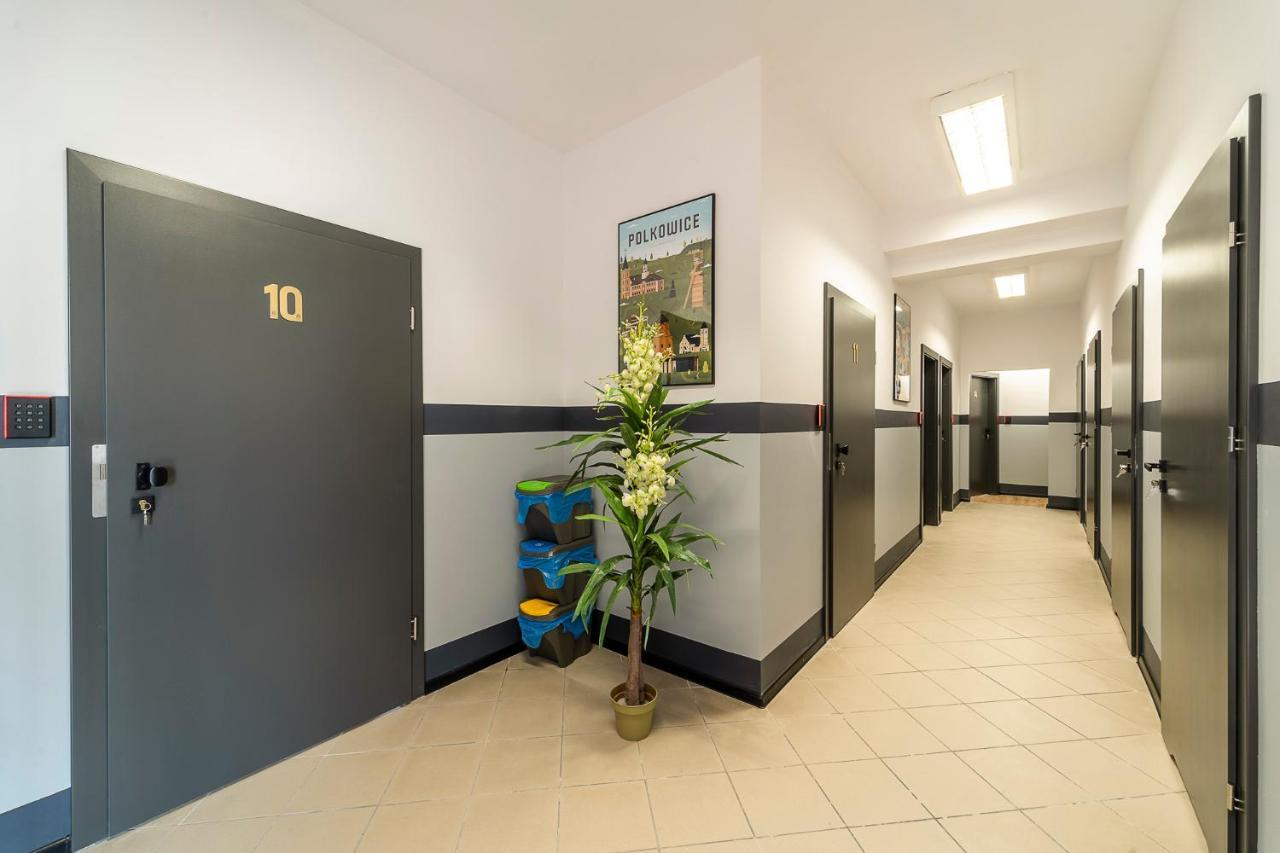 Gems Hostel Glogow  Bagian luar foto